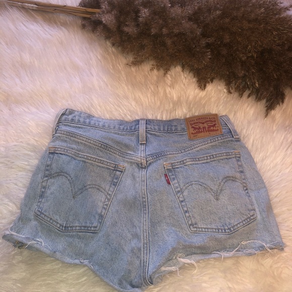Levi's Denim - 🎉✨50% Off ✨🎉 Levi’s 501 jean shorts